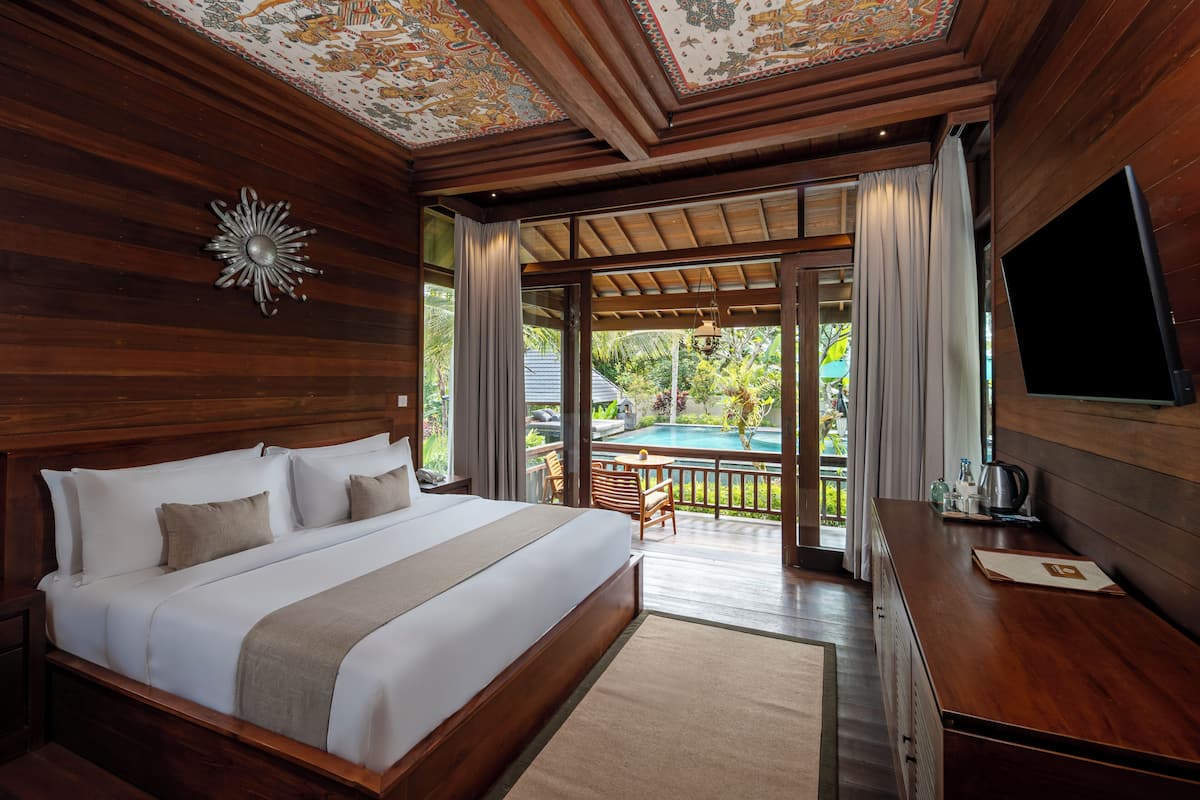 Three Bedroom Private Pool Villa | WiFi (free), bed sheets