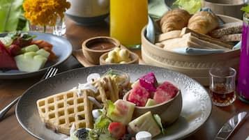 Desayuno a la carta incluido todos los días