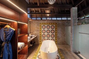 One Bedroom Duplex Pool Villa | Bathroom | Hair dryer, towels, soap, shampoo - Emana Abian Taksu (Payangan)