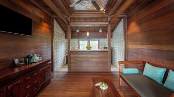 Three Bedroom Private Pool Villa | Area keluarga