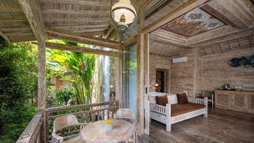 One Bedroom Private Pool Villa | Teras/patio