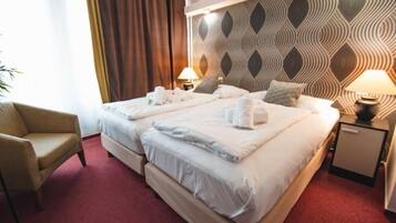 Standard-dobbeltværelse - balkon | Mørklægningsgardiner, gratis Wi-Fi, adgang for kørestole