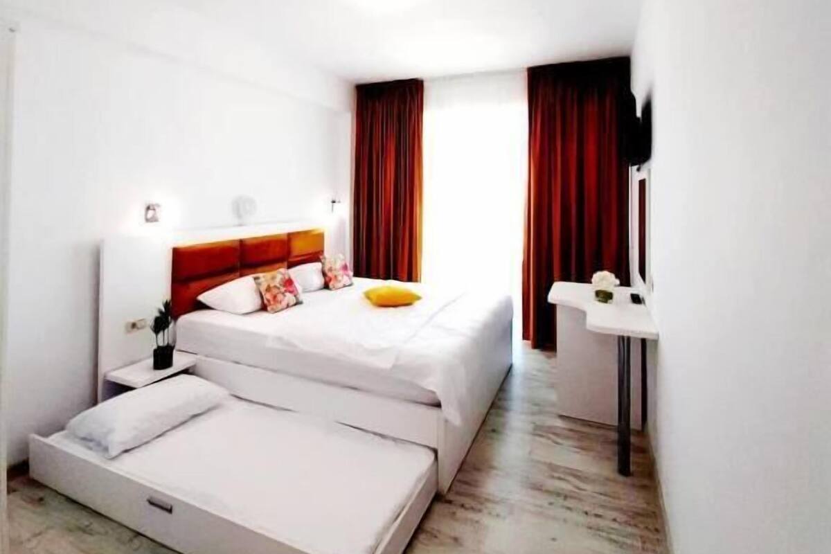 Triple Room, Sea View | Free WiFi