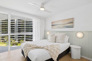 2 عدّة غرف نوم ومكواة/لوح كي وسرير سفر وواي فاي