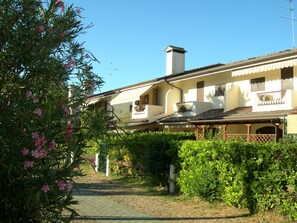 Villa, 2 Yatak Odası, Balkon, Bahçe Manzaralı | Bahçe