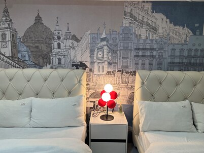 Luxurious European Style Penthouse Modern Apart ment Cross City of Dreams OKADA SOLAIRE MOA Airport