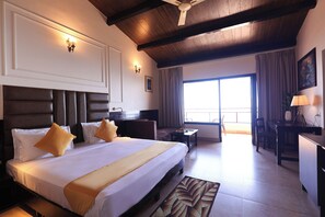 Super Deluxe Room | Een bureau, gratis wifi