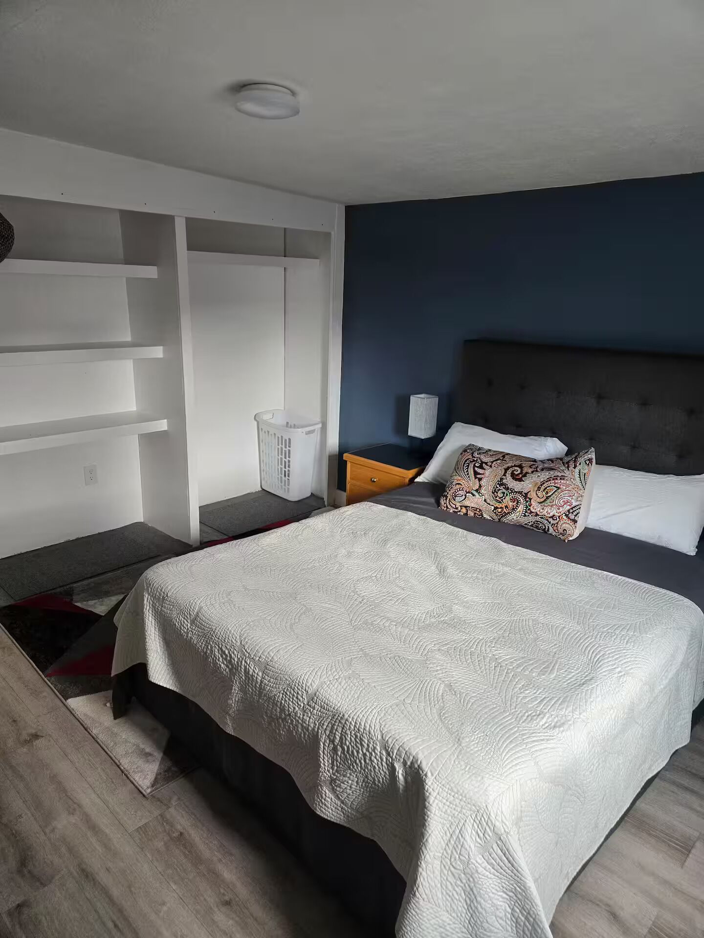 3 室のベッドルーム、WiFi、ベッドシーツ