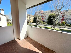 Villa, 2 Schlafzimmer, Balkon, Gartenblick | Unterkunftsgelände