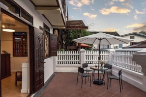 ロビーラウンジ