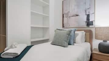 Iron/ironing board, free WiFi, bed sheets