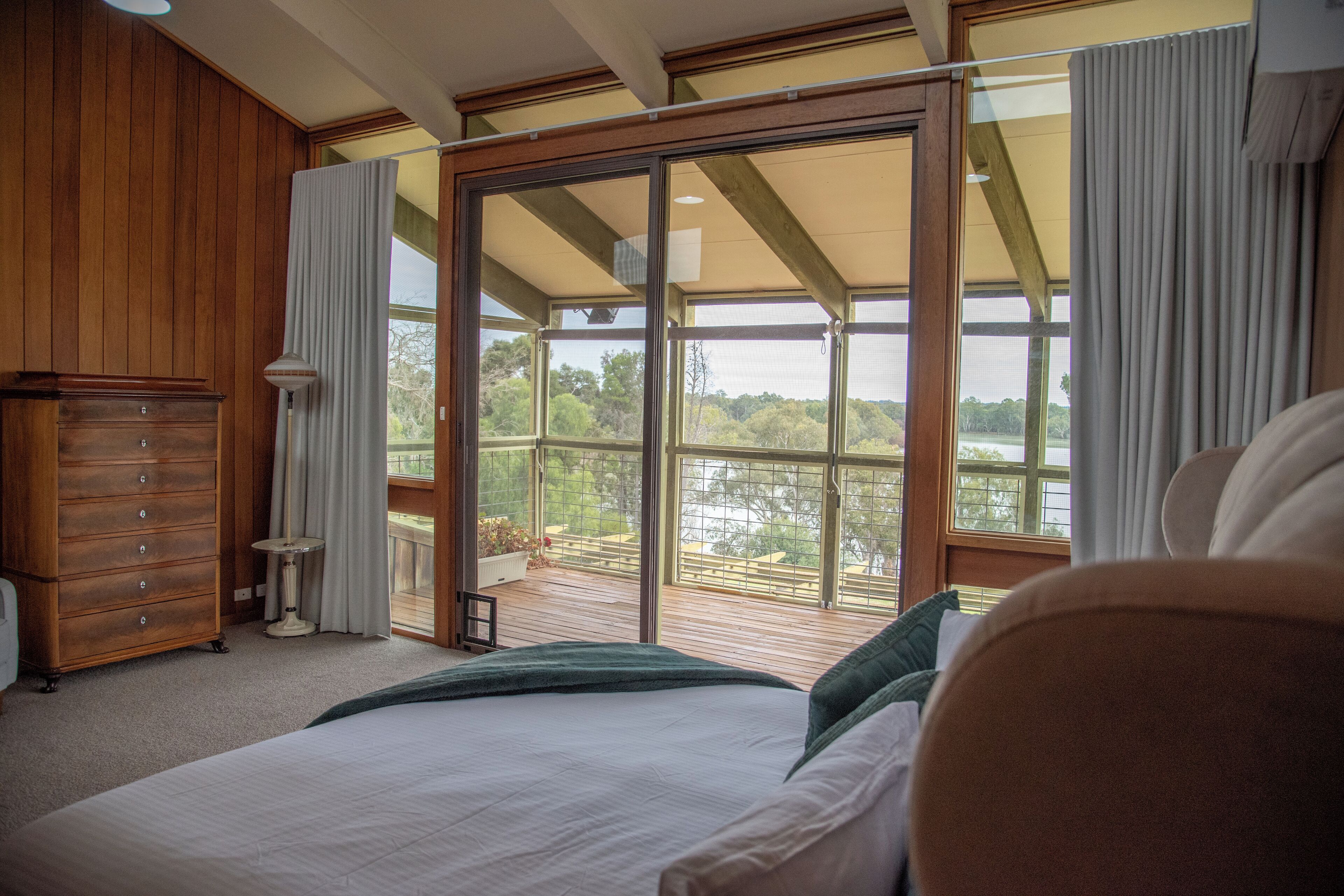 5 Schlafzimmer, Bügeleisen/Bügelbrett, WLAN, Bettwäsche