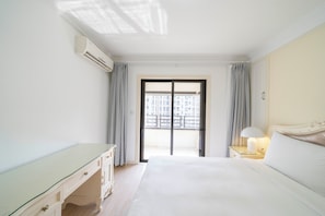 Superior Apartment, 2 Bedrooms, City View - Tyms 2BR APT Xujiahui Dacheng Residence (Shanghai)