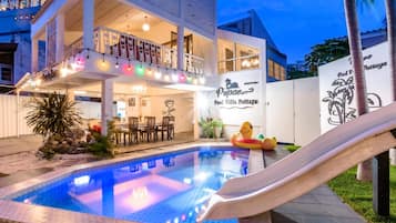 Outdoor pool, pool umbrellas, sun loungers