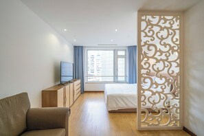 Superior-Apartment, 1 Schlafzimmer, Küche, Stadtblick | Kostenloses WLAN