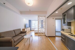 Superior Apartment, 1 Bedroom, Kitchen, City View | Living room
