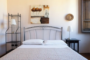 Appartamento, vista città - 5° piano senza ascensore- | Cunas gratuitas, wifi gratis y ropa de cama 