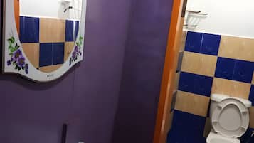 Standard Double or Twin Room | Bathroom | Shower, towels, soap, toilet paper