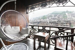 Room - Floral Hotel ·Fenghuang Grand Riverview (Fenghuang)