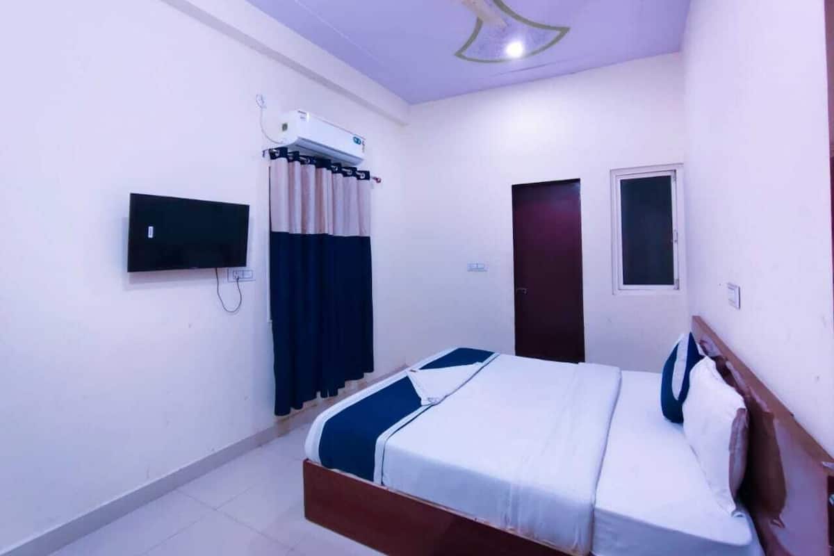 Habitación Deluxe | Espacio para trabajar con un portátil y wifi gratis