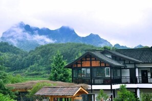 Exterior - Sun Valley Expert Building (Xinning)