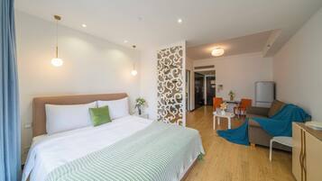 Superior Apartment, 1 Bedroom, Kitchen, City View | Free WiFi