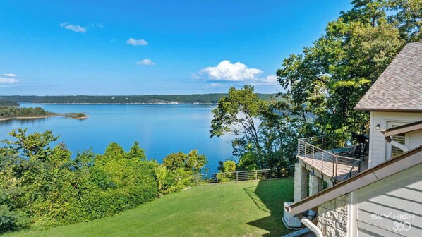 Unclassified image, 1 of 61, button