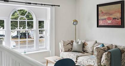 Old Bell Annexe - Cosy 1Bed Stay in Central Henley