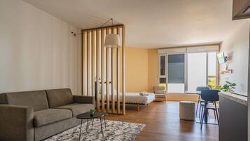 Studio L | Espacio para trabajar con un portátil y wifi gratis
