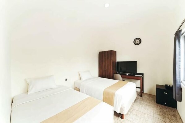Room - DS Colive Layur (North Semarang)