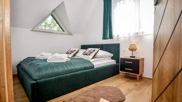 Chalet, 2 Bedrooms | Free WiFi