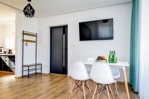 木屋, 2 間臥室 | 客廳