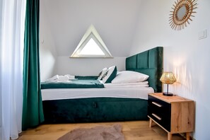 Chalet, 2 Bedrooms | Free WiFi