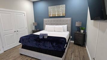 4 habitaciones, tabla de planchar con plancha, wifi y ropa de cama