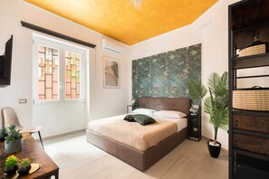 1 slaapkamer, een strijkplank/strijkijzer, wifi, beddengoed