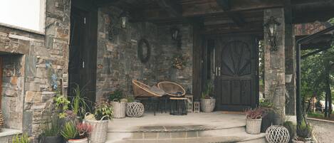 Entrée de l’hébergement