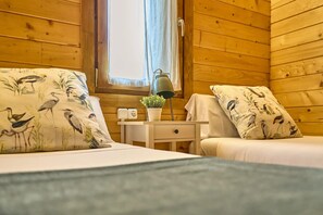 2 عدّة غرف نوم وسرير سفر وواي فاي مجانًا وملاءات أسرّة