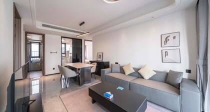 Tyms Hongqiao Deluxe 3BR 2BA APT