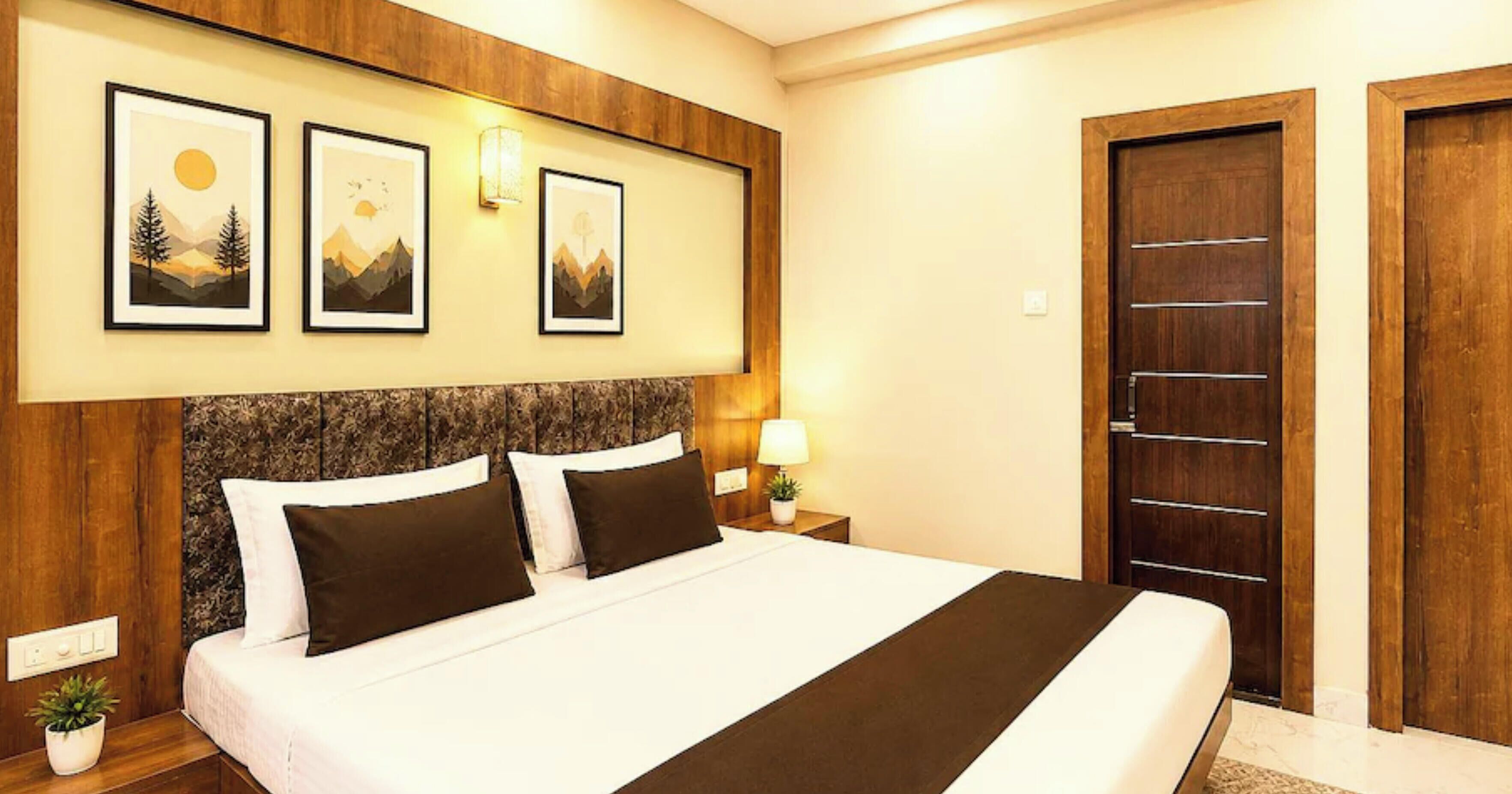 Deluxe Double Room, Air conditioning | View from room