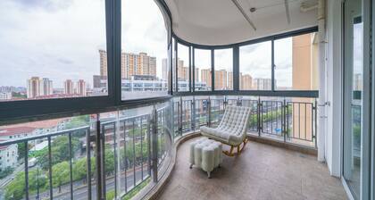 Tyms Luxury 4BR 2BA APT Garden