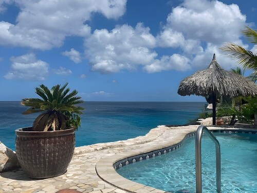 Oceanfront apartment 19 Lagun Blou Resort