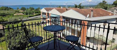 Apartment, 2 Bedrooms, Smoking, Ocean View | Balcony