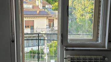 Apartment, 2 Bedrooms, Smoking, Ocean View | Interior