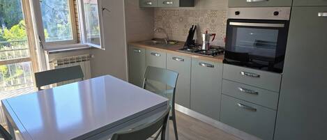 Apartment, 2 Schlafzimmer, Raucher, Meerblick | Innenbereich