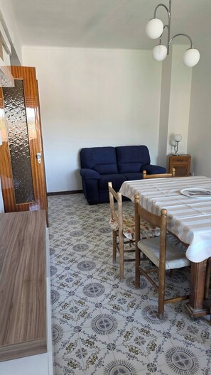 Departamento, 2 habitaciones, para fumadores, vista al océano | Restaurantes