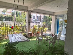 Villa | Blick auf den Garten