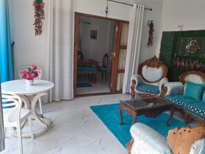 Villa | Living area