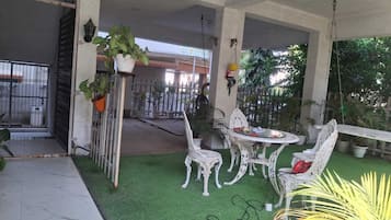 Villa | Garden view