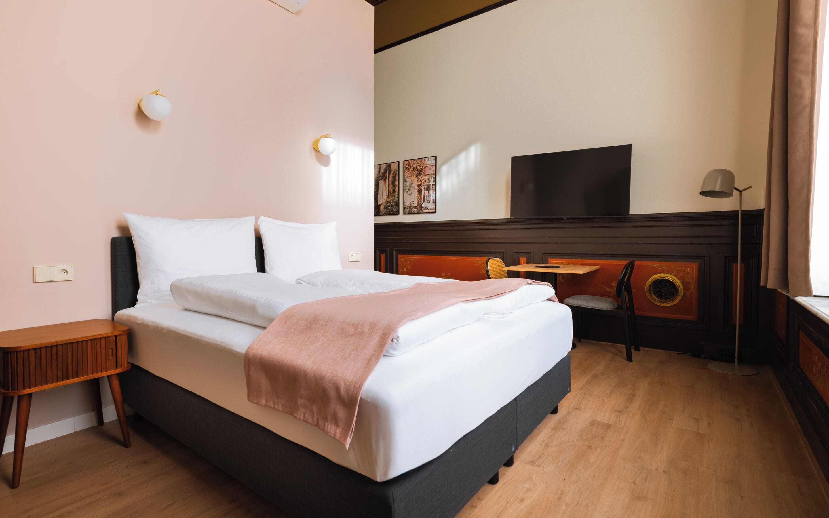 Svit Comfort | Individuell inredning, unika möbler, skrivbord och arbetsyta för laptop