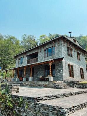 Esterni